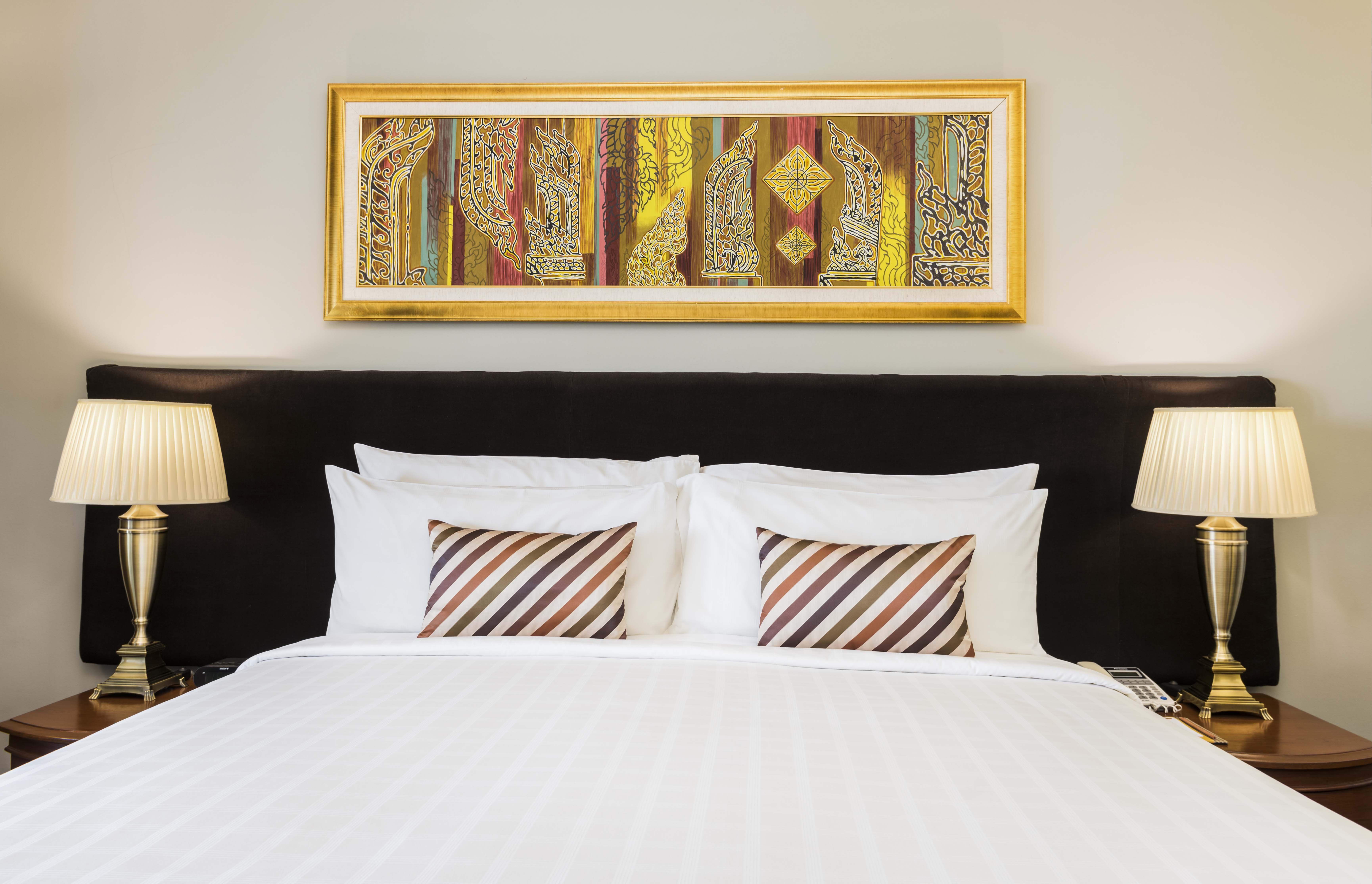 Chatrium Hotel Royal Lake Yangon Bagian luar foto