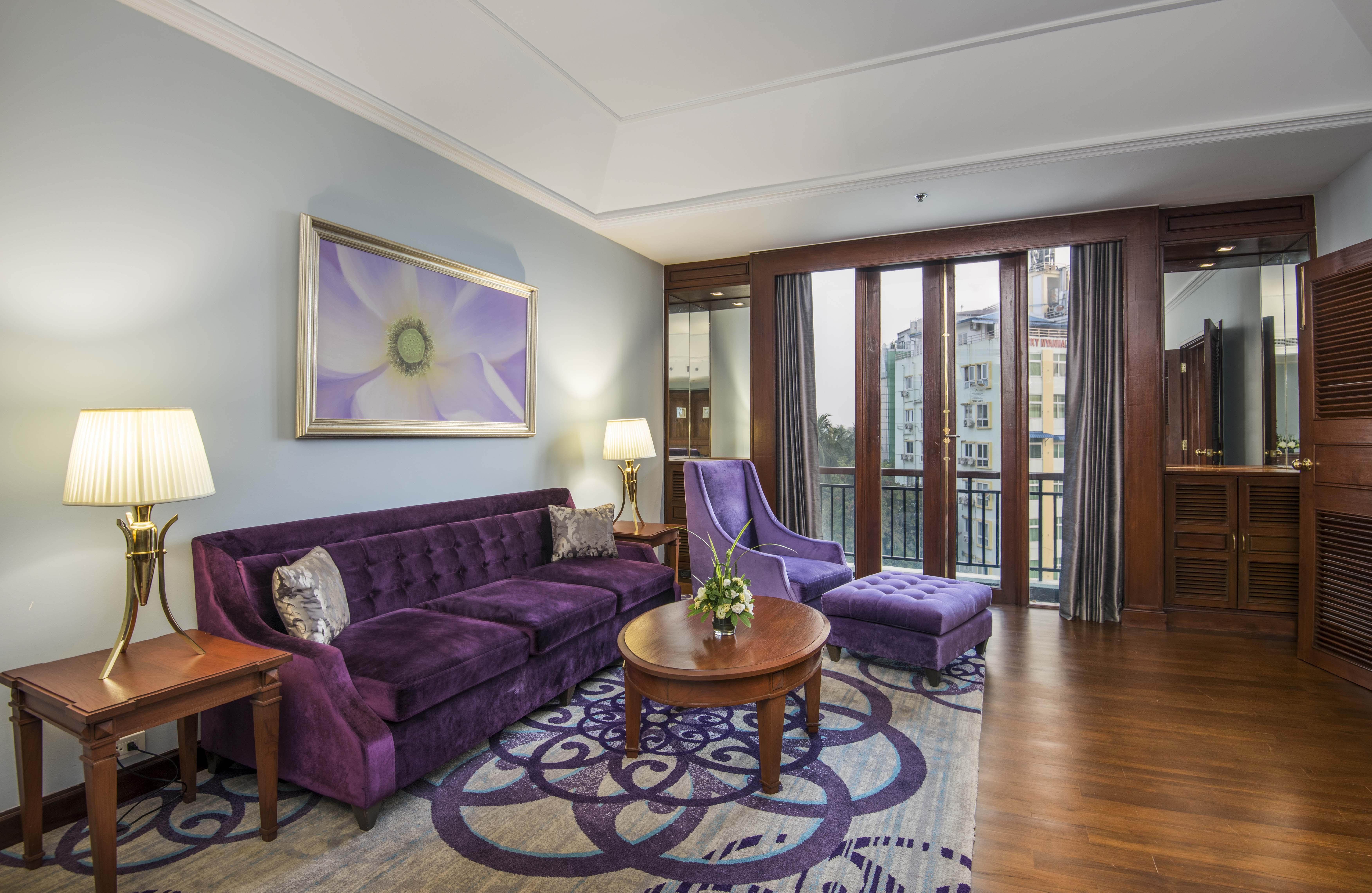 Chatrium Hotel Royal Lake Yangon Bagian luar foto